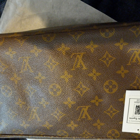 Vintage Louis Vuitton Trousse 28 - Picture 3 of 10
